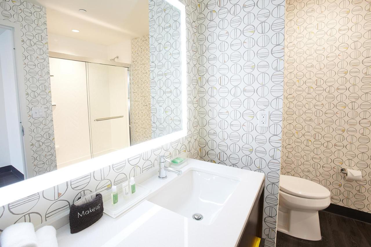 Hotel Downtown By Ihg 3*
