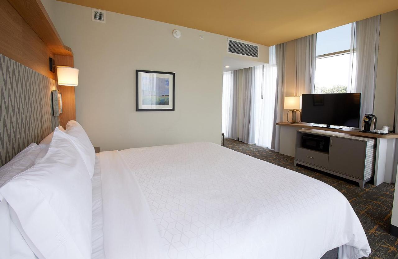 Hotel Downtown By Ihg 3*